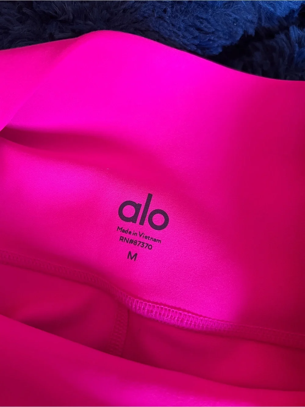 Alo Bright Pink Women’s Active Yoga Leggings